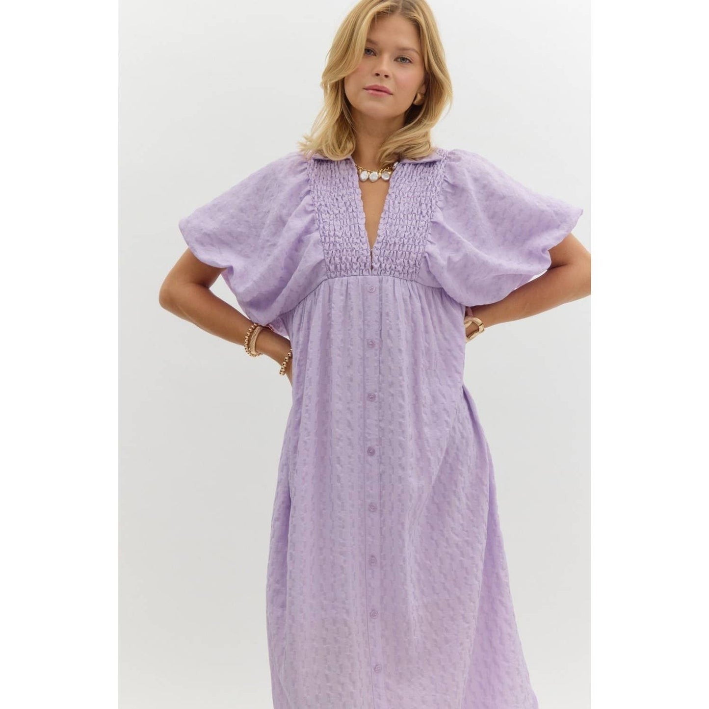 Textured puff sleeve v-neck collared midi dress